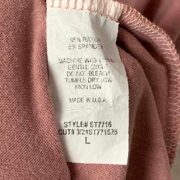 Hailey & Co Mauve Pink Short Sleeve Blouse with Striped Ruffle Cuffs Size L - Picture 8 of 12